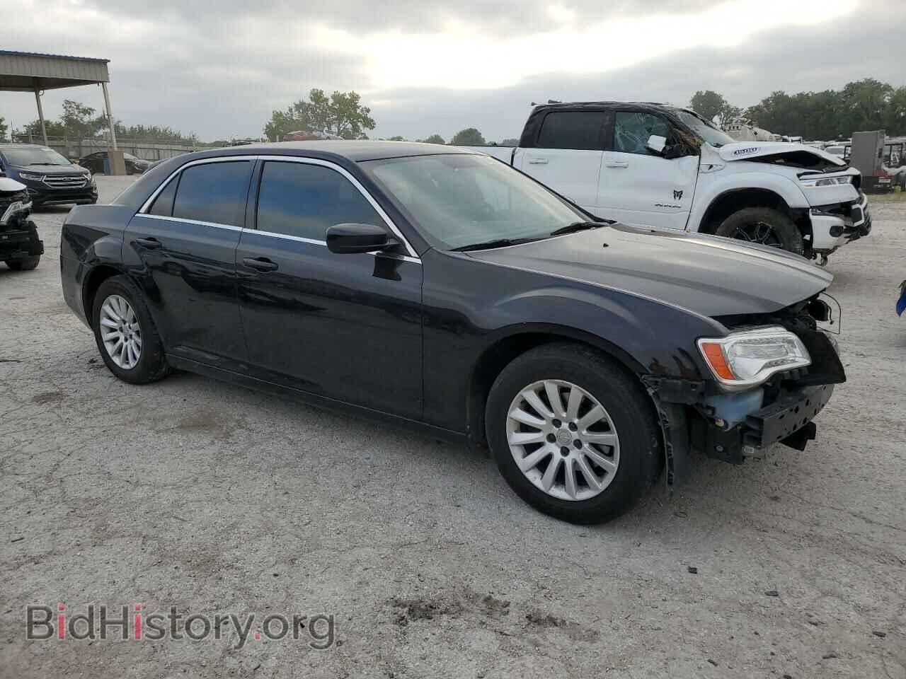 2013 CHRYSLER 300 - VIN: 2C3CCAAG0DH510117 - Фото 4
