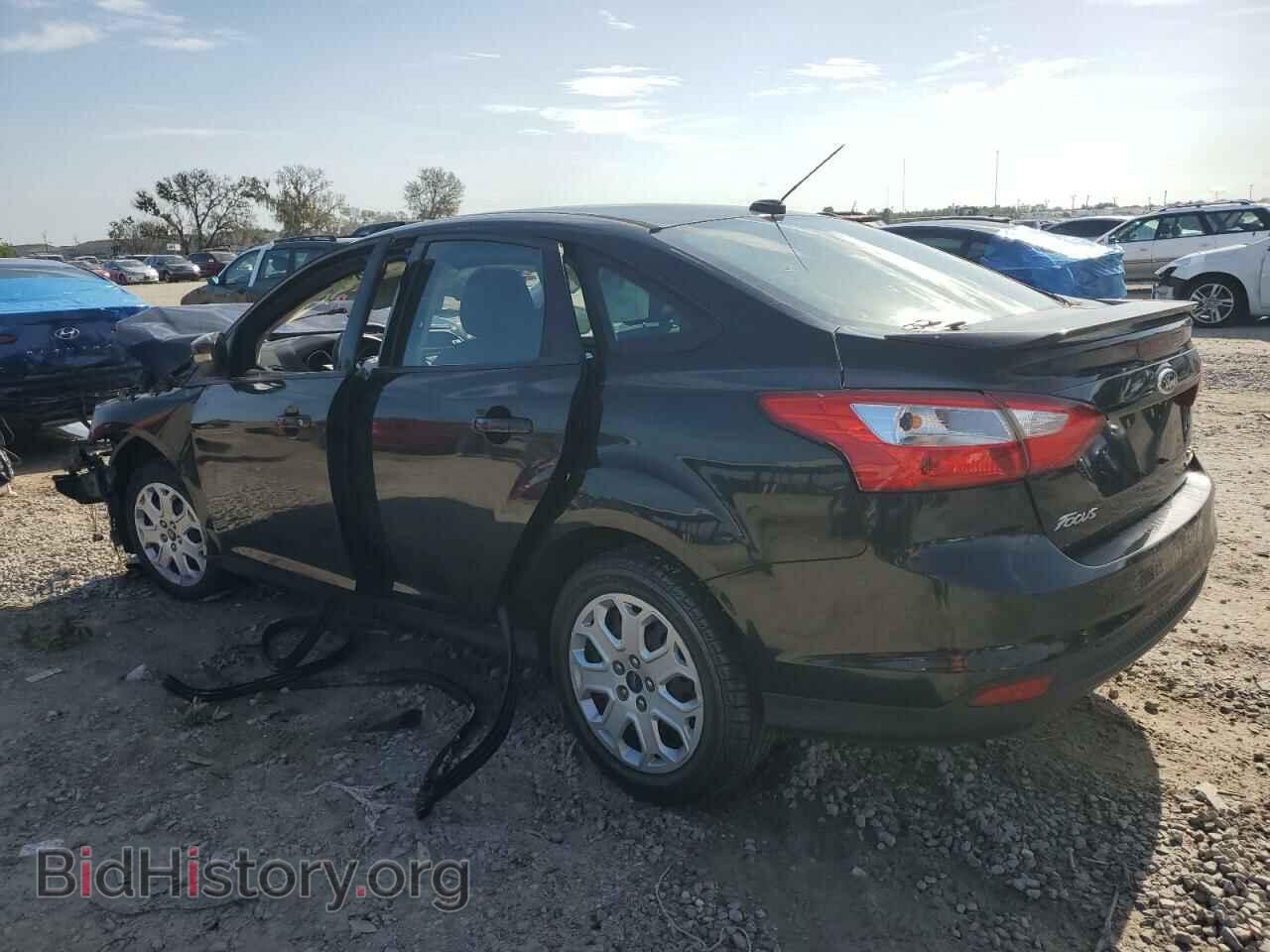2013 FORD FOCUS - VIN: 1FADP3F26DL217523 - Фото 2