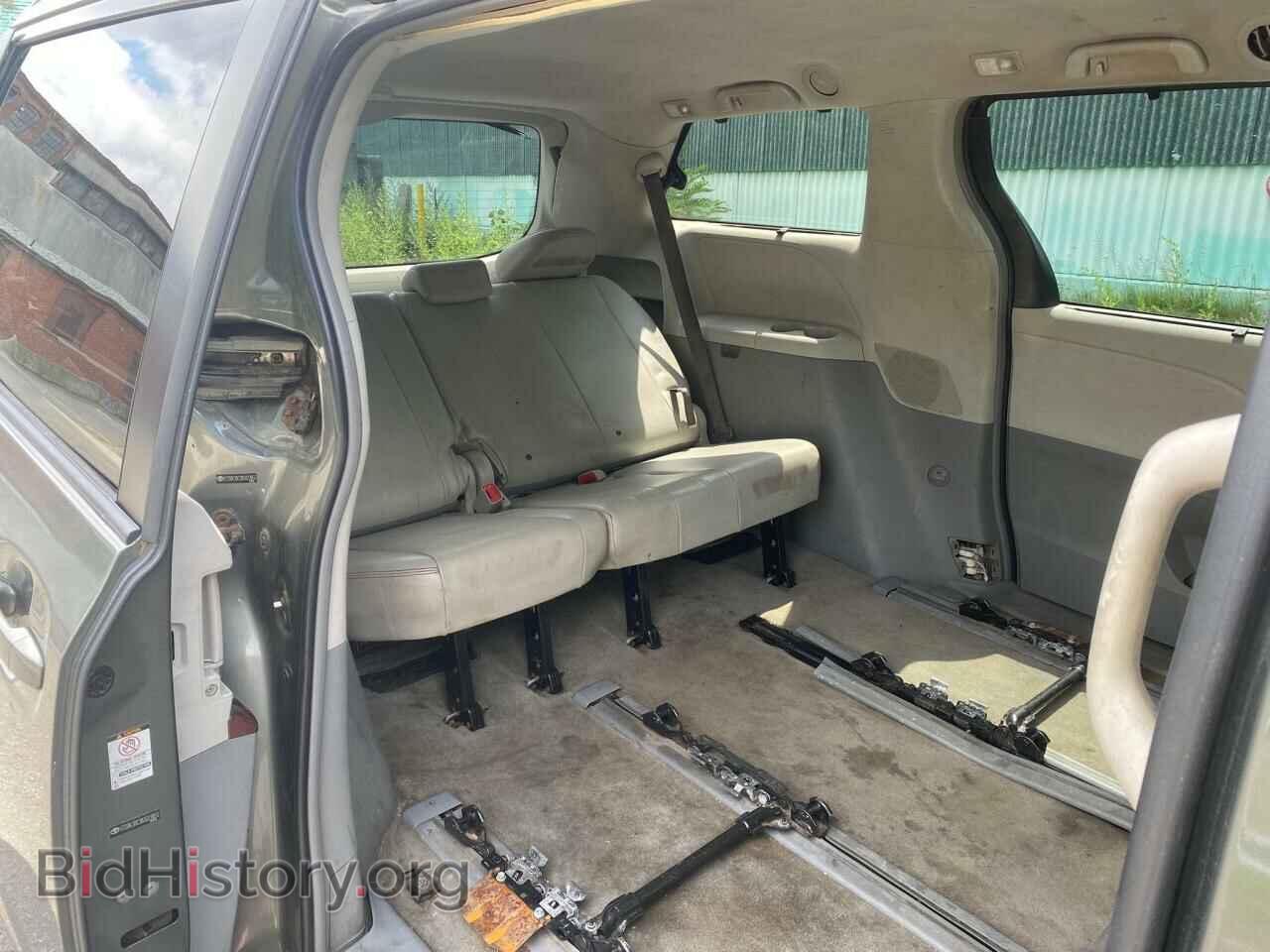 2011 TOYOTA All Models - VIN: 5TDDK3DC3BS023855 - Photo 6