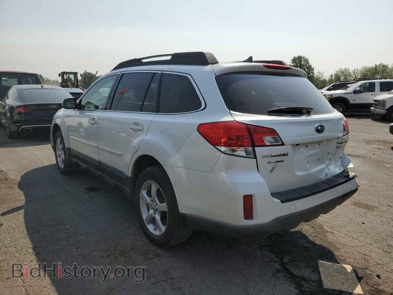 2013 SUBARU OUTBACK - VIN: 4S4BRBKC3D3233274 - Фото 2
