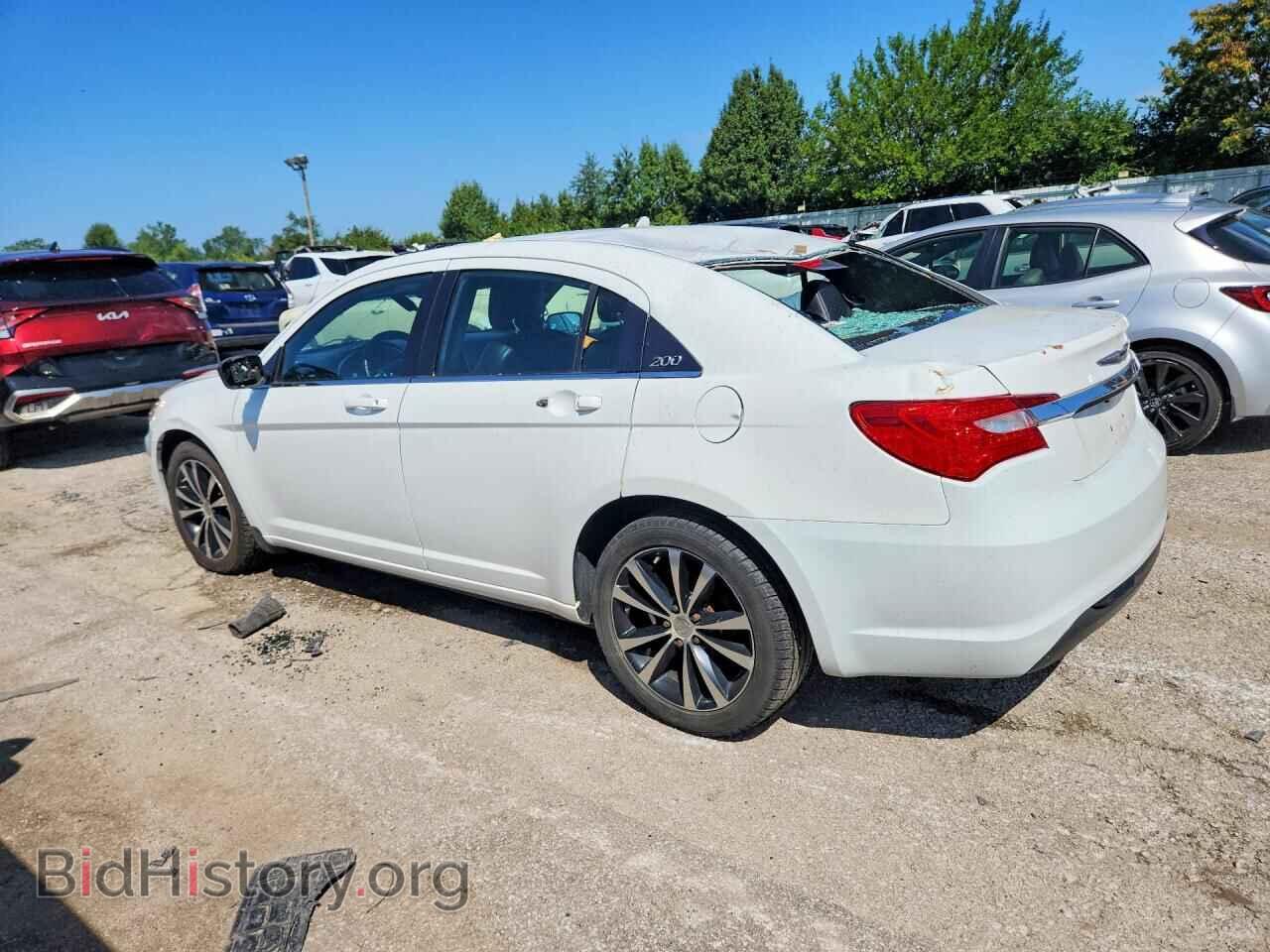 2013 CHRYSLER 200 - VIN: 1C3CCBCG9DN689123 - Photo 2