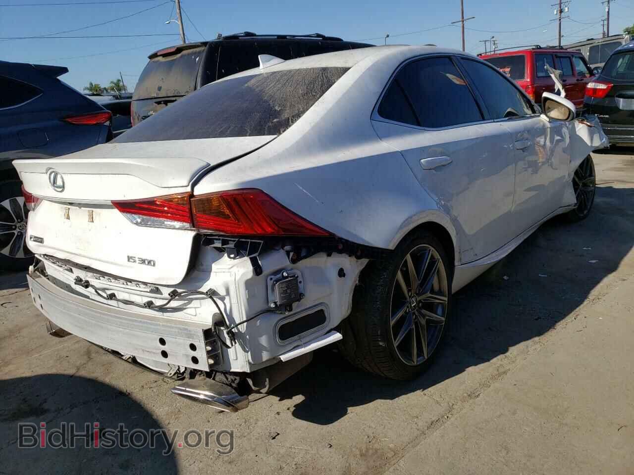 2019 LEXUS IS - VIN: JTHBA1D21K5088956 - Фото 3
