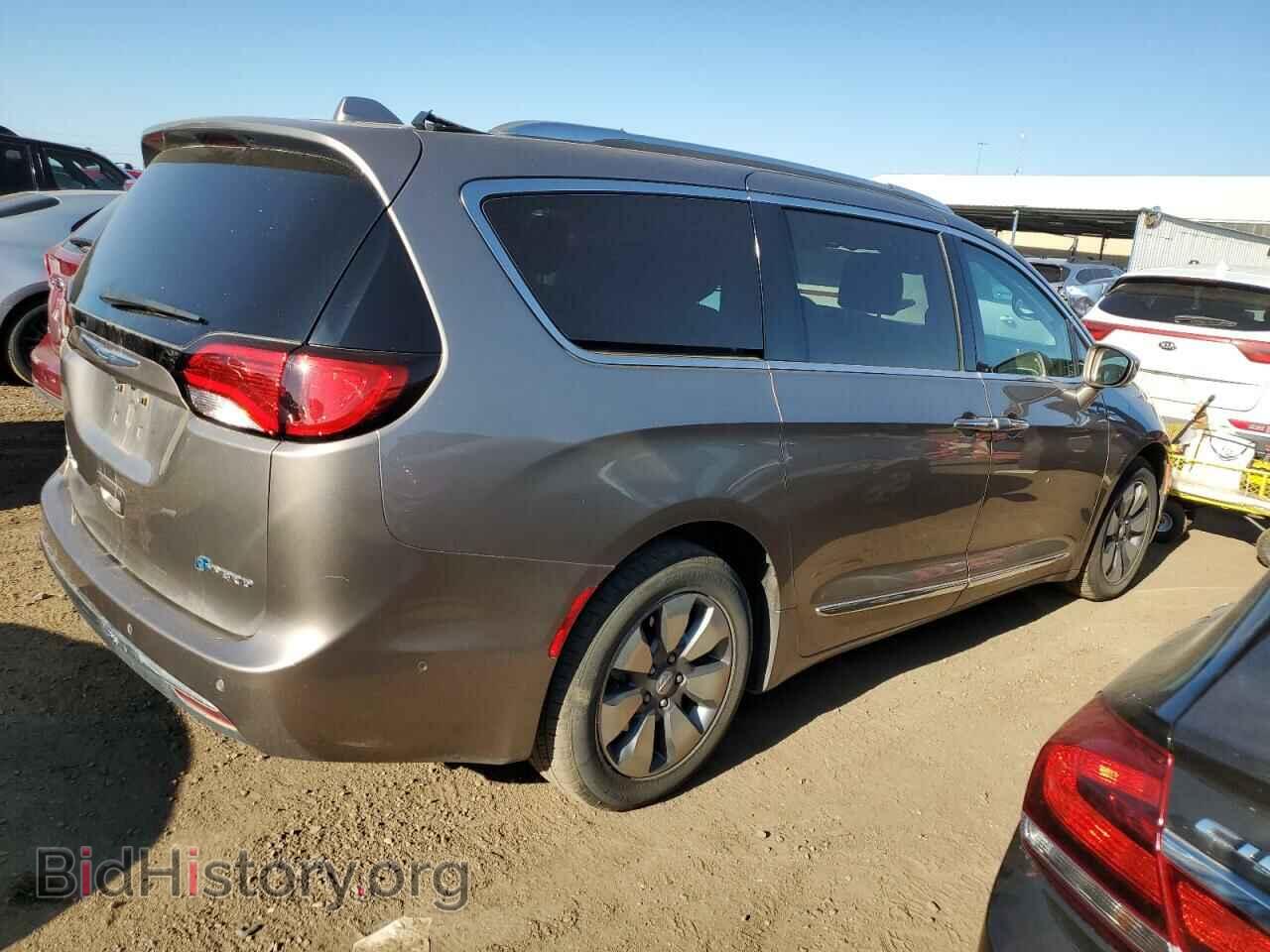 2018 CHRYSLER PACIFICA - VIN: 2C4RC1N73JR212814 - Фото 3