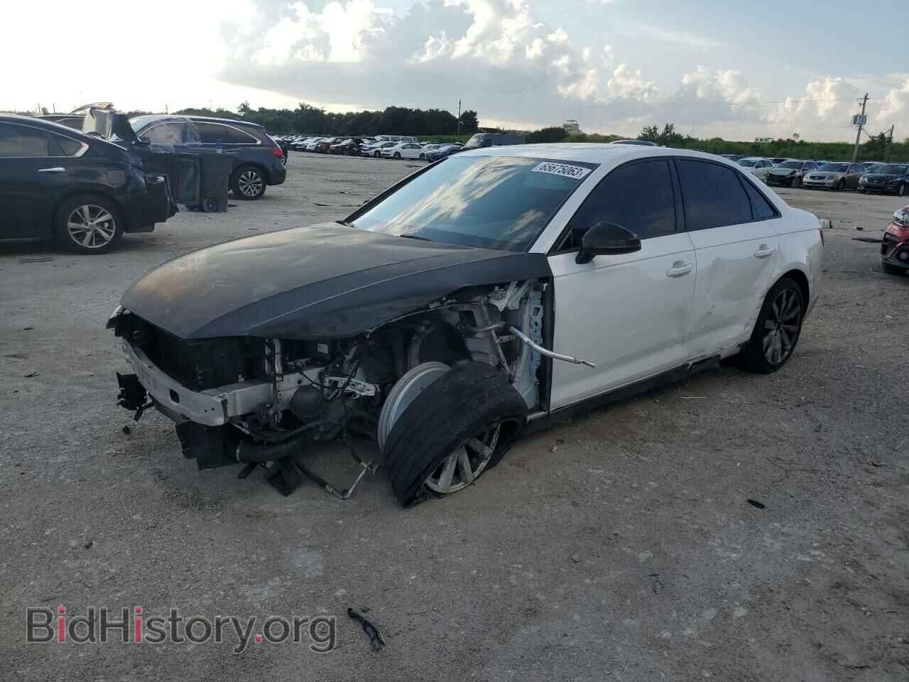 Фотография WAUGMAF49HN043301 - AUDI A4 2017