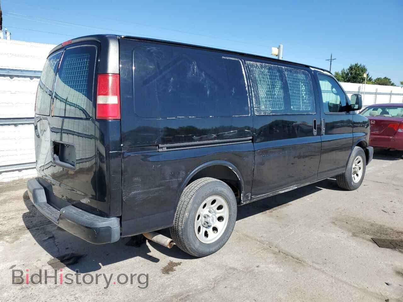 2011 CHEVROLET EXPRESS - VIN: 1GCSGAFX3B1124646 - Фото 3