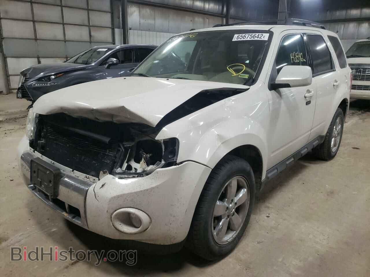 2010 FORD ESCAPE - VIN: 1FMCU9EG1AKB63012 - Фото 2
