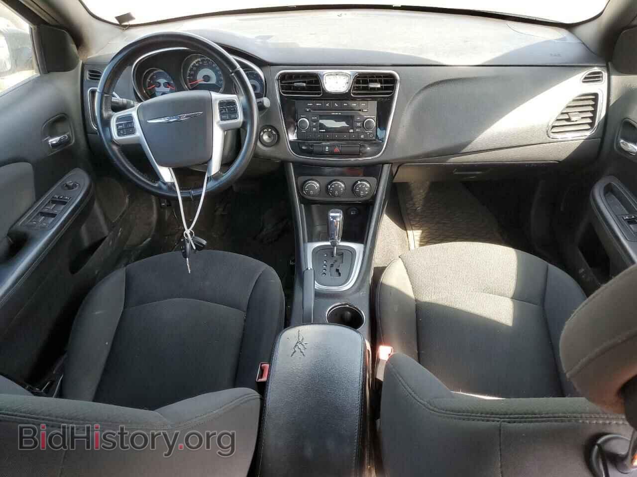 2011 CHRYSLER 200 - VIN: 1C3BC1FB5BN607892 - Фото 8