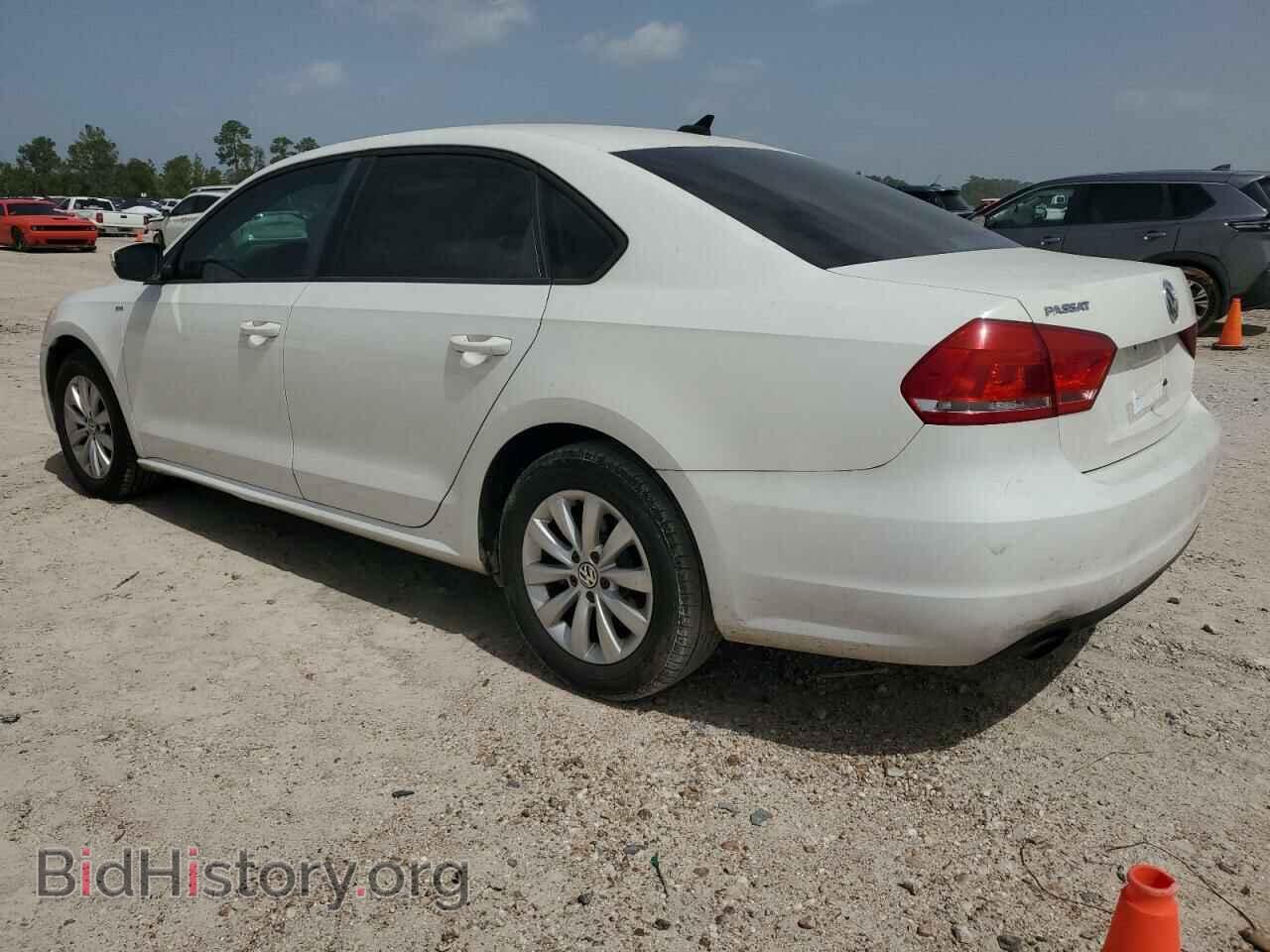 2014 VOLKSWAGEN PASSAT - VIN: 1VWAT7A37EC074841 - Фото 2