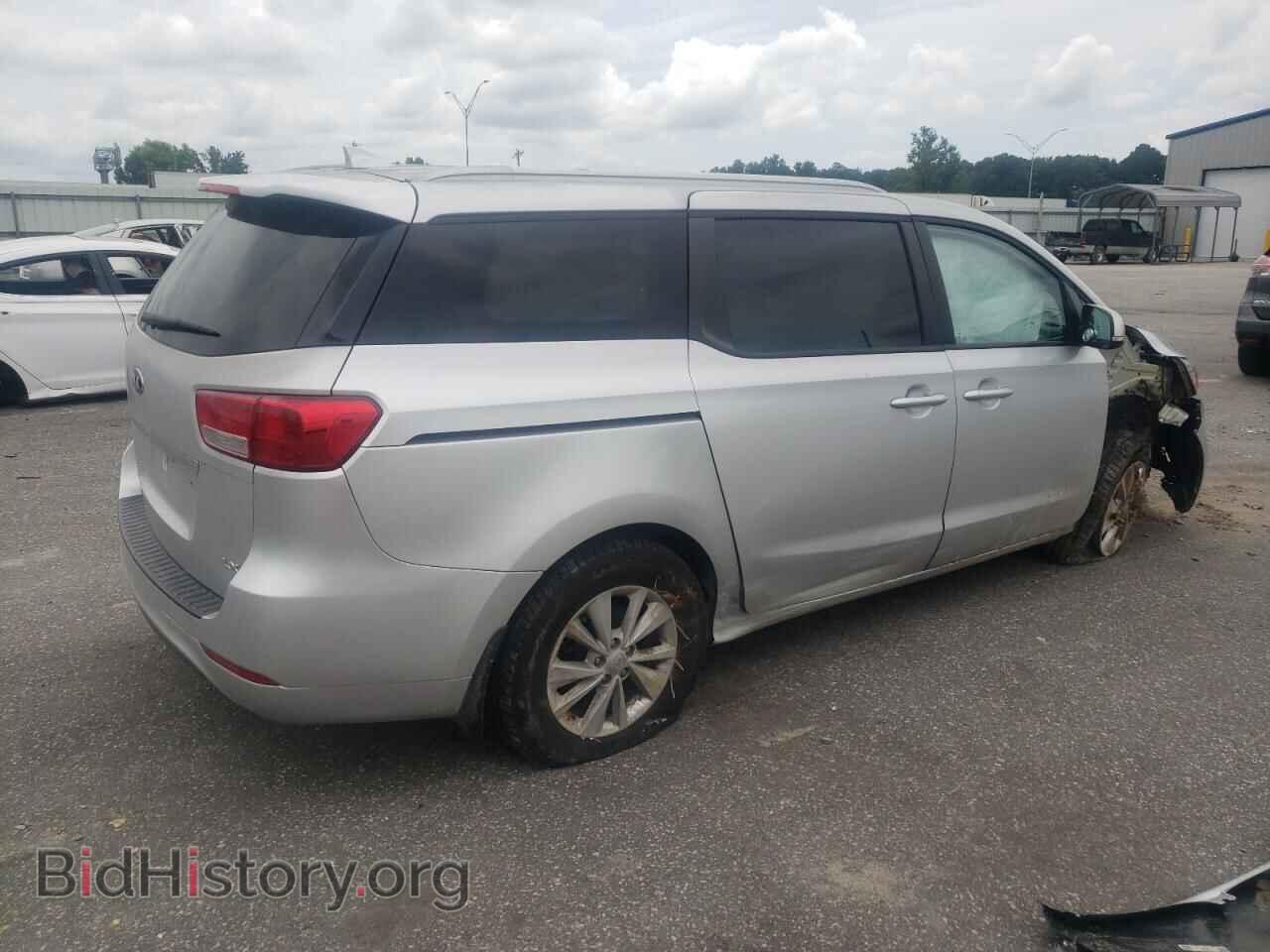 2016 KIA All Models - VIN: KNDMB5C19G6195424 - Photo 3