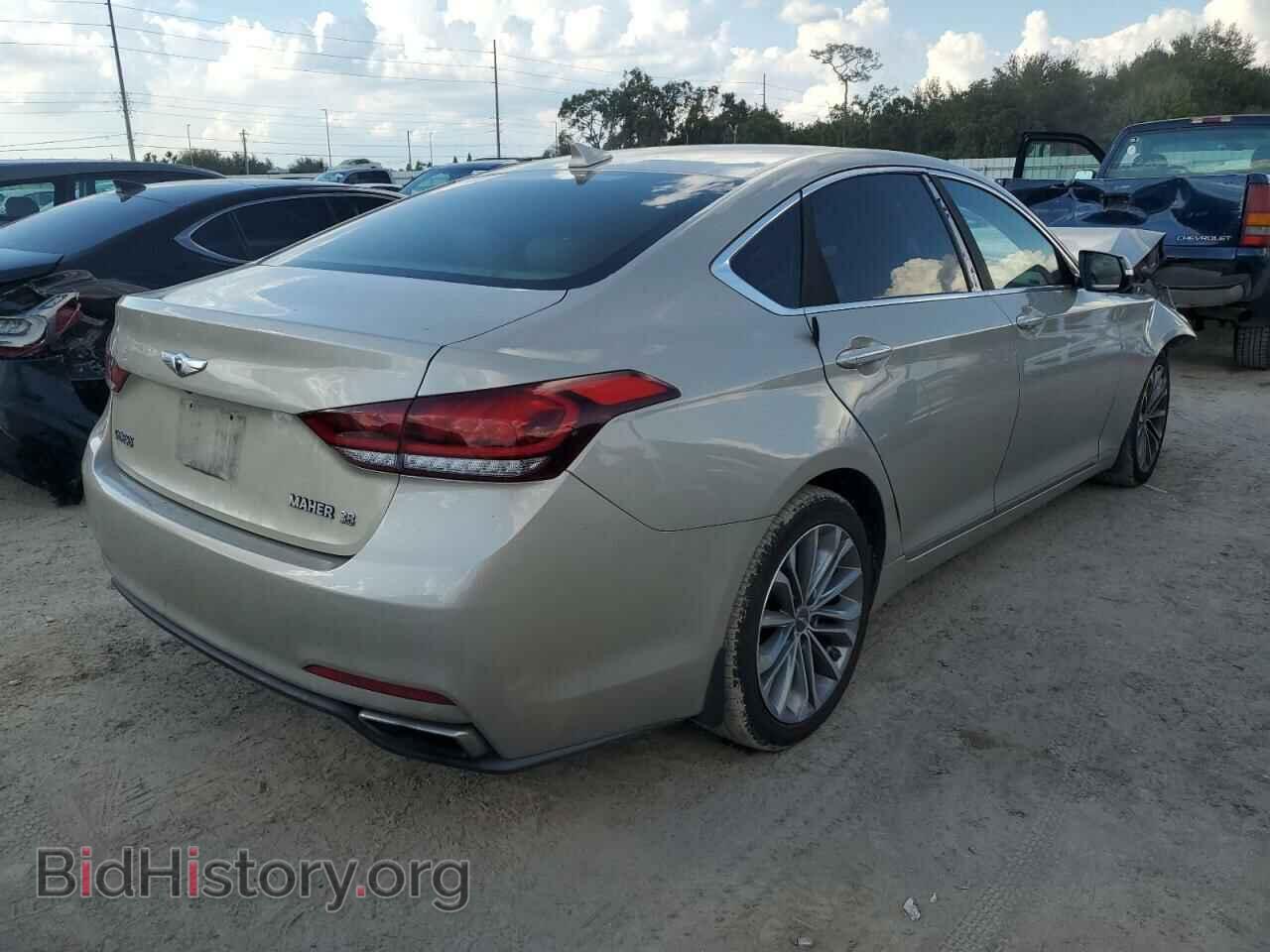 2015 HYUNDAI GENESIS - VIN: KMHGN4JE7FU083473 - Фото 4