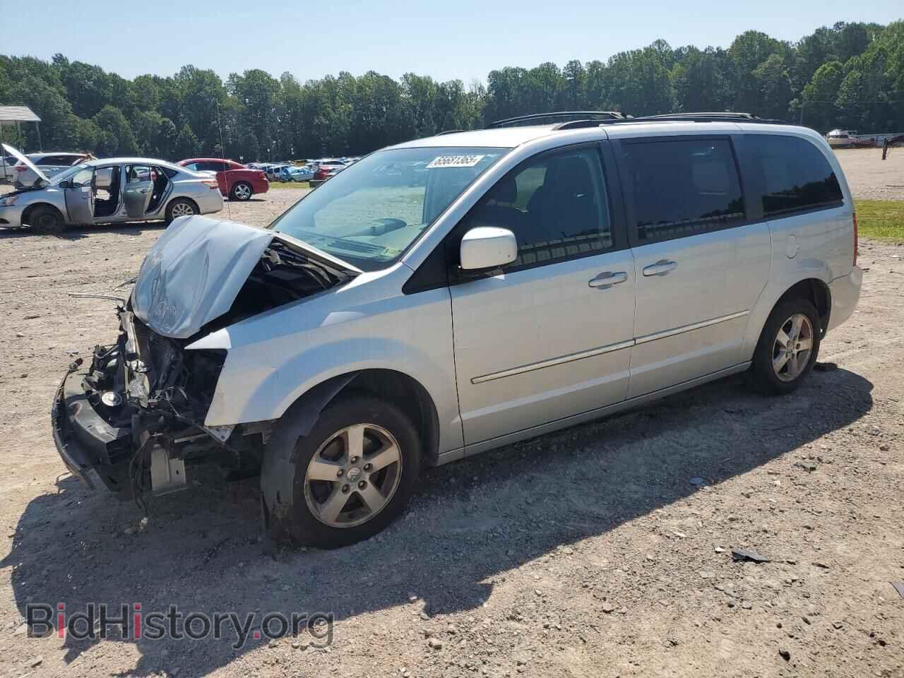 Фотография 2D4RN5D18AR108045 - DODGE CARAVAN 2010