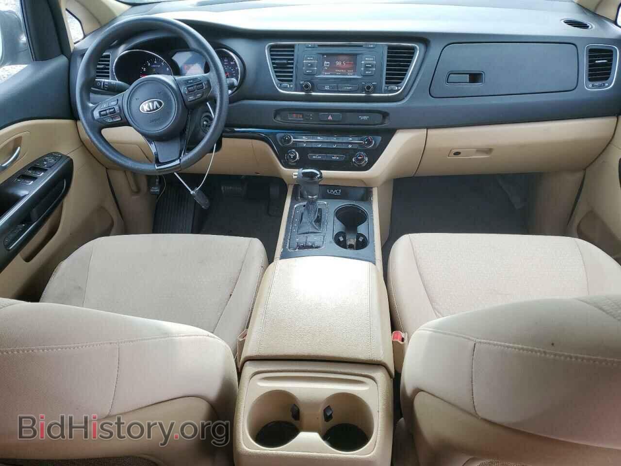 2016 KIA All Models - VIN: KNDMB5C11G6084902 - Photo 8