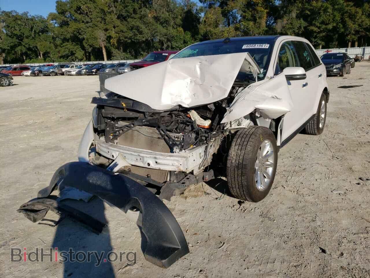 2012 LINCOLN MKX - VIN: 2LMDJ6JK3CBL00443 - Photo 2