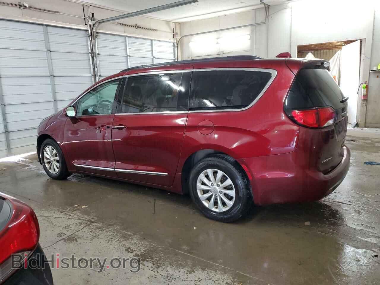 2017 CHRYSLER PACIFICA - VIN: 2C4RC1BGXHR733656 - Фото 2