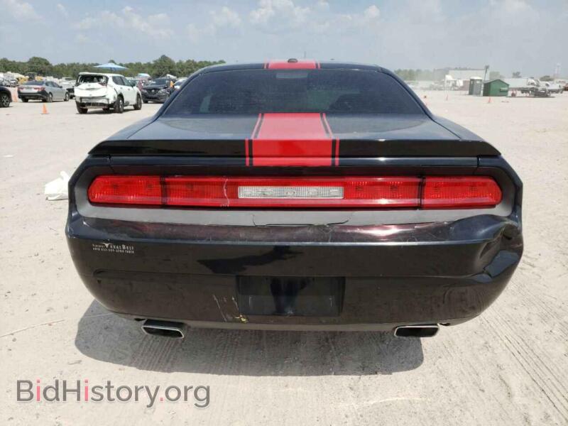 2012 Dodge CHALLENGER (VIN 2C3CDYAG5CH240581) — photo 6 of 12