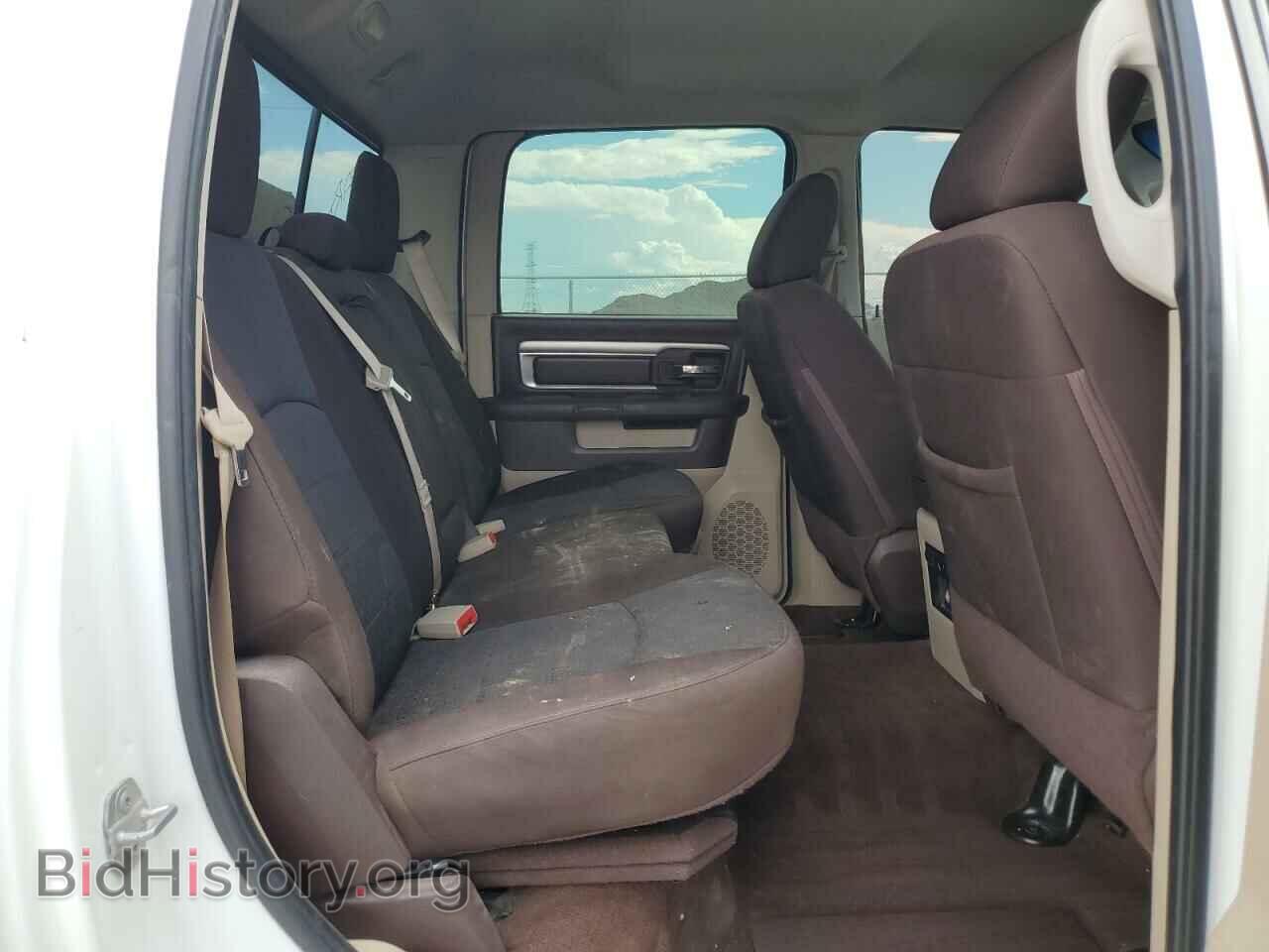 2015 RAM All Models - VIN: 3C6UR5DL5FG672625 - Фото 10