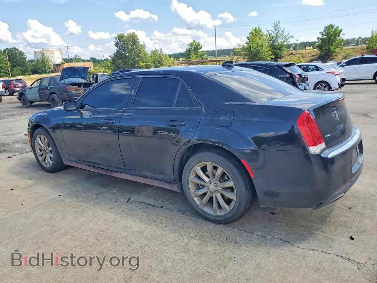 2015 CHRYSLER 300 - VIN: 2C3CCARG9FH894468 - Фото 2