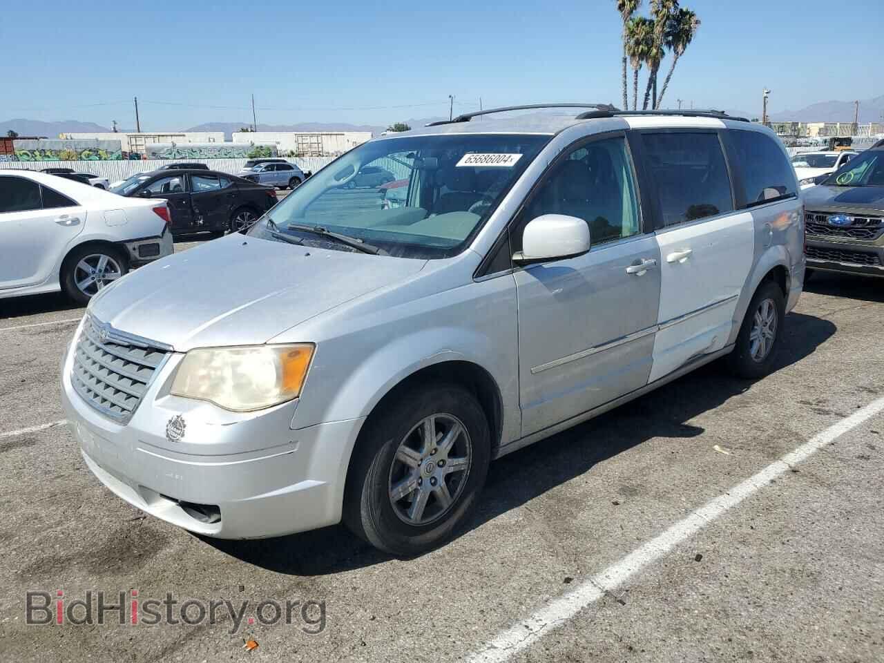 Photo 2A4RR5D16AR270493 - CHRYSLER MINIVAN 2010