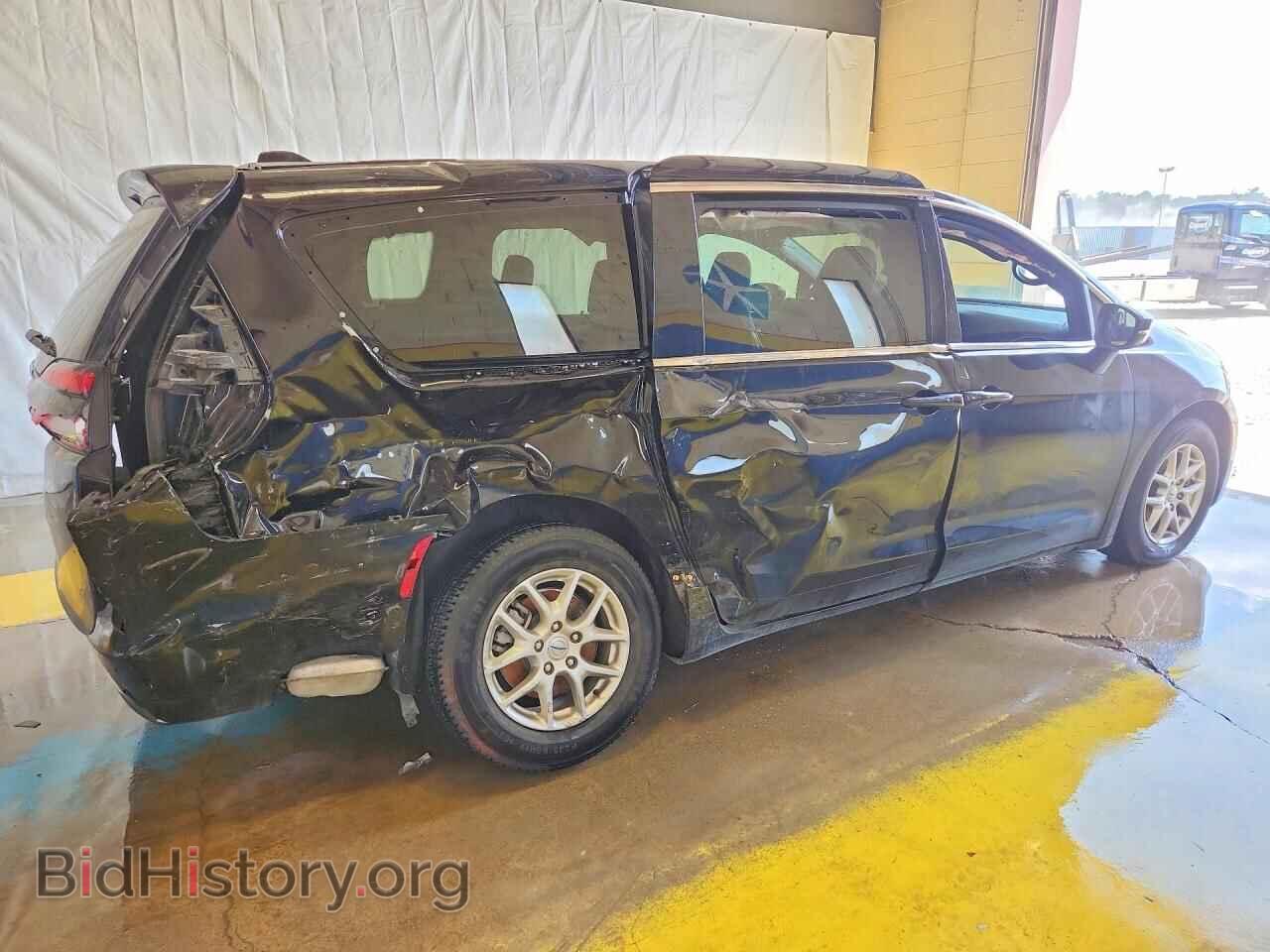 2025 Chrysler PACIFICA (VIN 2C4RC1BG2SR526797) — photo 3 of 13