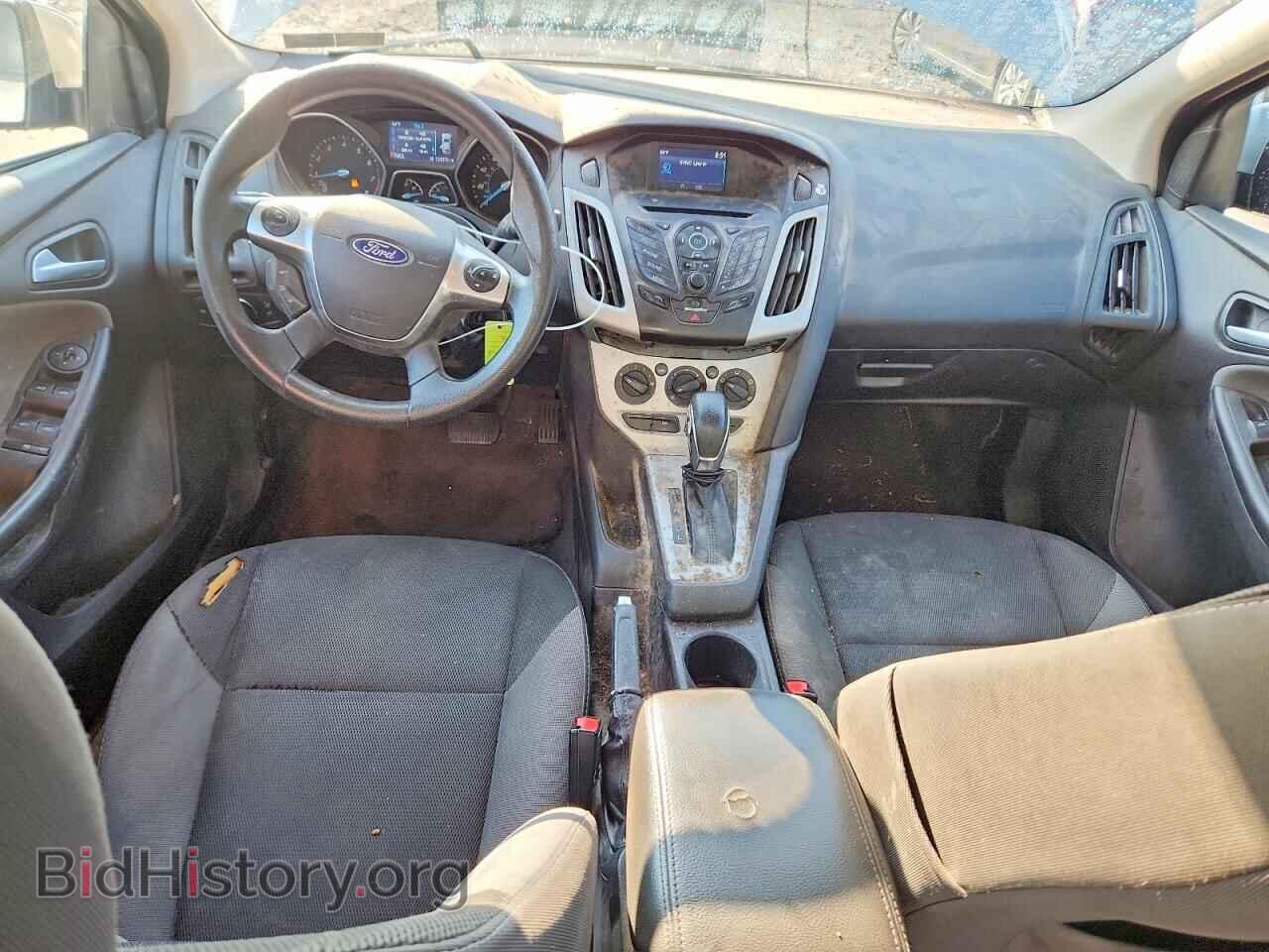 2014 Ford FOCUS (VIN 1FADP3F28EL386590) — photo 8 of 12