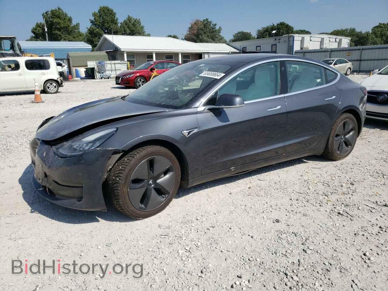 Фотография 5YJ3E1EB3JF085661 - TESLA MODEL 3 2018