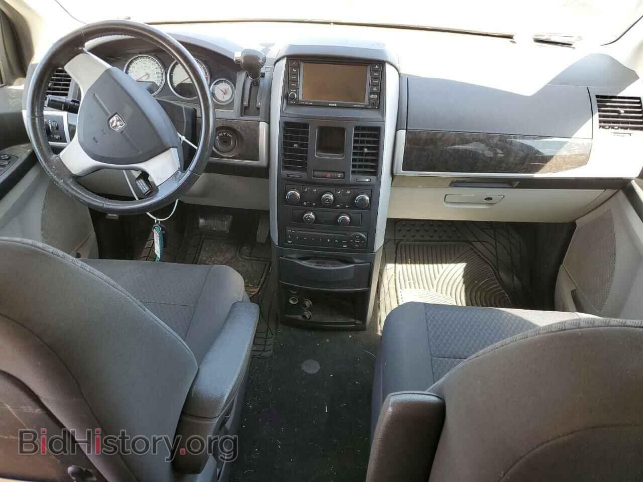 2010 DODGE CARAVAN - VIN: 2D4RN5DX3AR124917 - Фото 8