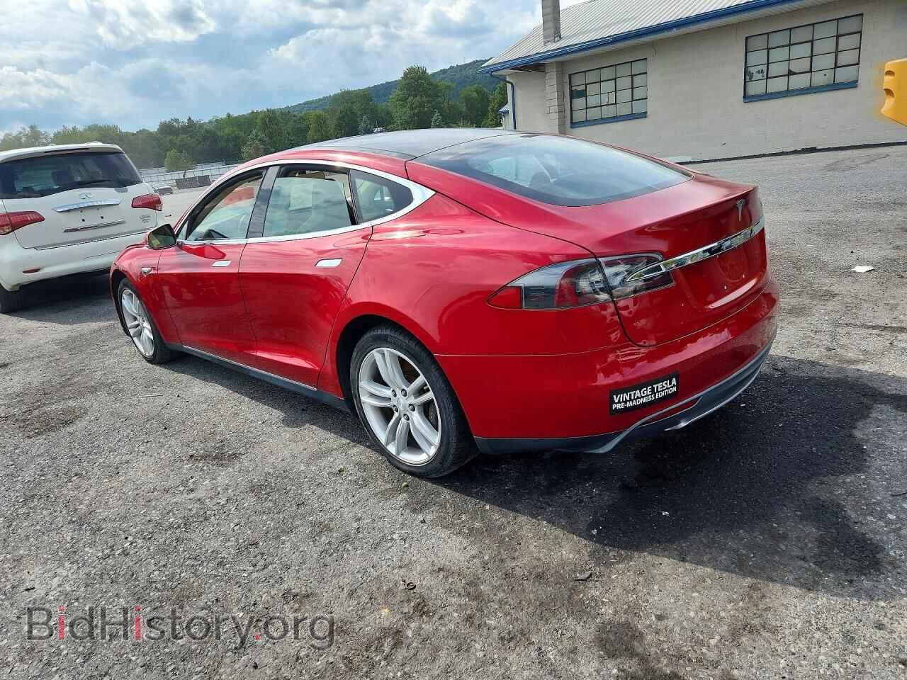 2014 TESLA MODEL S - VIN: 5YJSA1S10EFP43459 - Photo 2