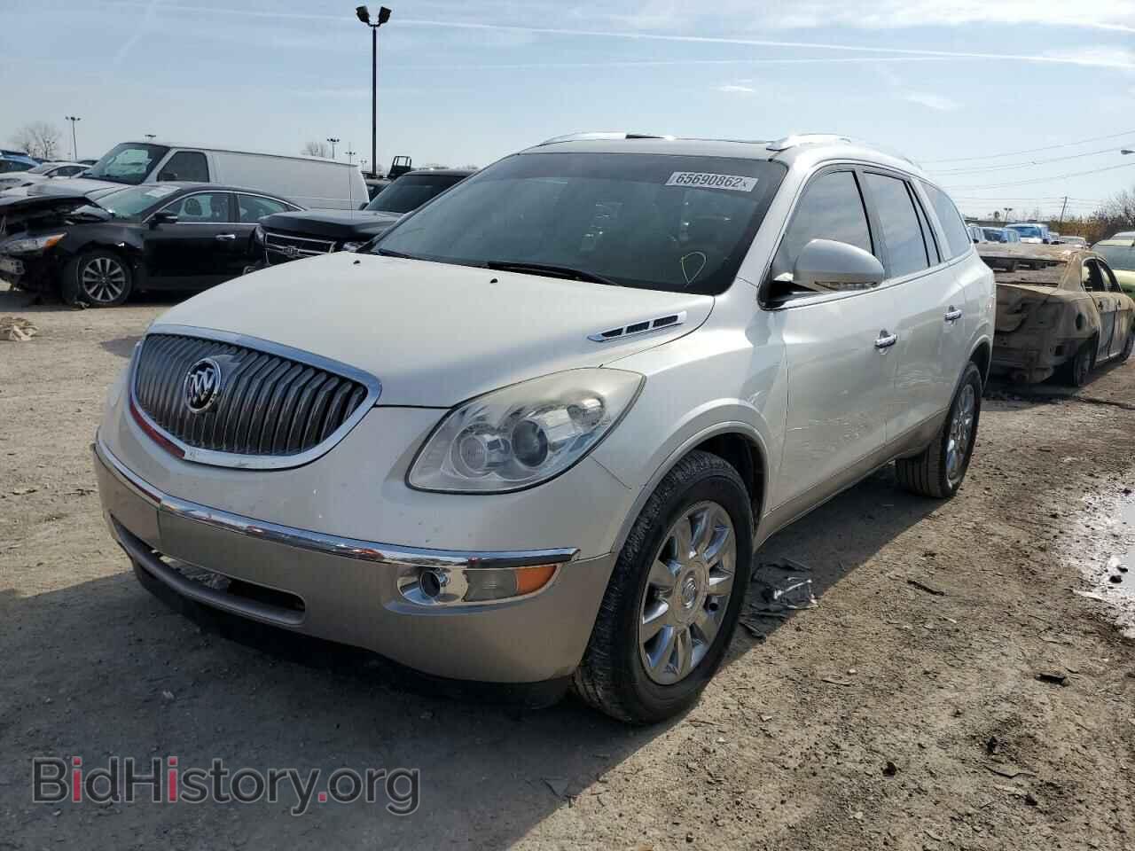 2012 BUICK ENCLAVE - VIN: 5GAKRDED0CJ213922 - Photo 2