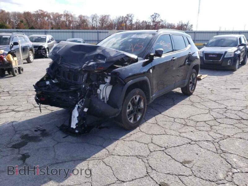 2017 Jeep COMPASS (VIN 3C4NJDDBXHT640592) — фото 2 из 10