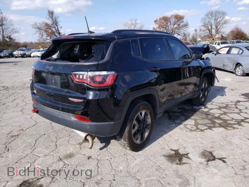 2017 Jeep COMPASS (VIN 3C4NJDDBXHT640592) — фото 4 из 10