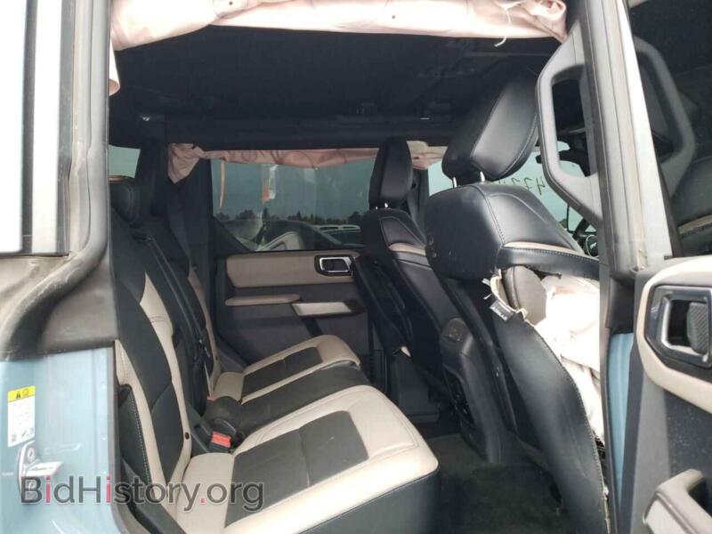 2021 Ford BRONCO (VIN 1FMEE5DP3MLB02579) — фото 6 из 10