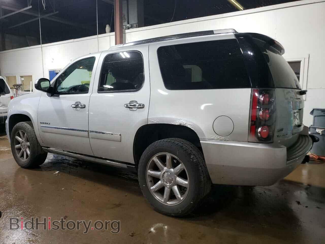 2010 GMC YUKON - VIN: 1GKUKEEF4AR191624 - Фото 2