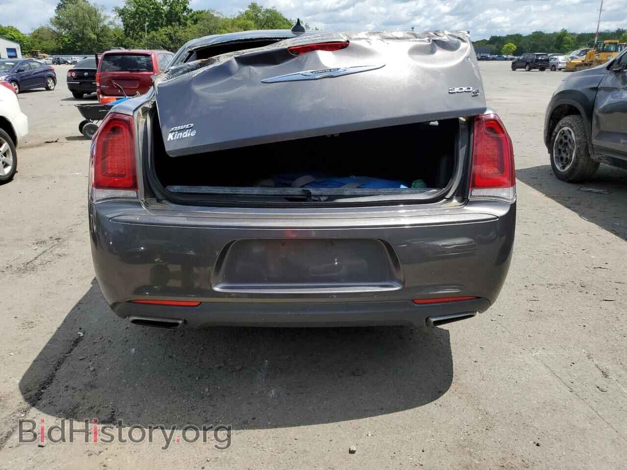 2015 CHRYSLER 300 - VIN: 2C3CCAGG8FH831574 - Фото 6