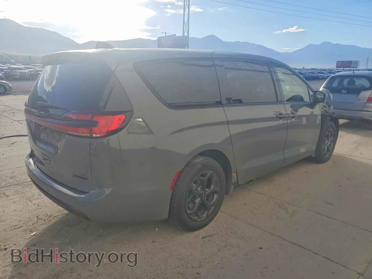 2022 CHRYSLER PACIFICA - VIN: 2C4RC1L70NR130516 - Photo 3