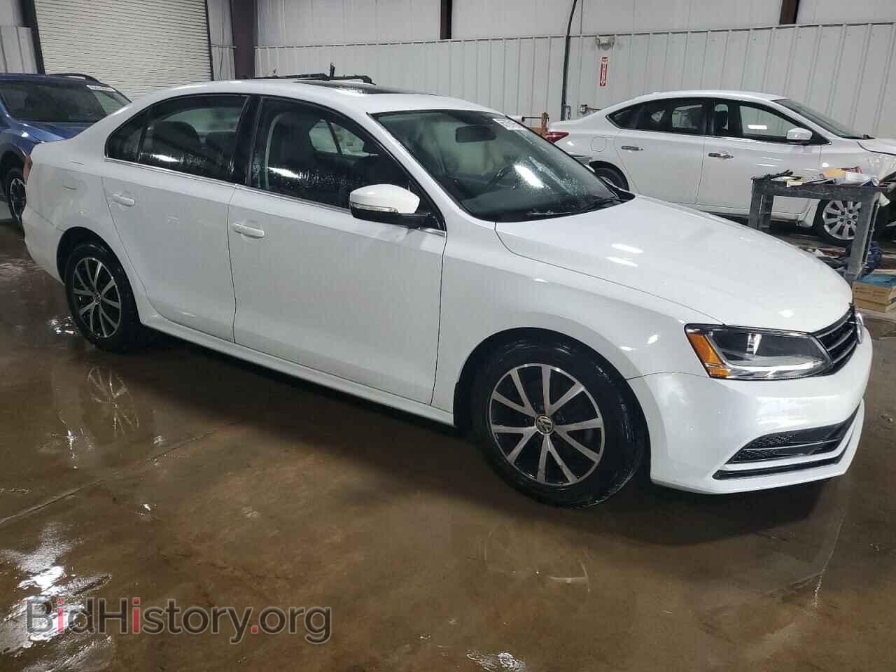 2017 VOLKSWAGEN JETTA - VIN: 3VWDB7AJ5HM393494 - Фото 4