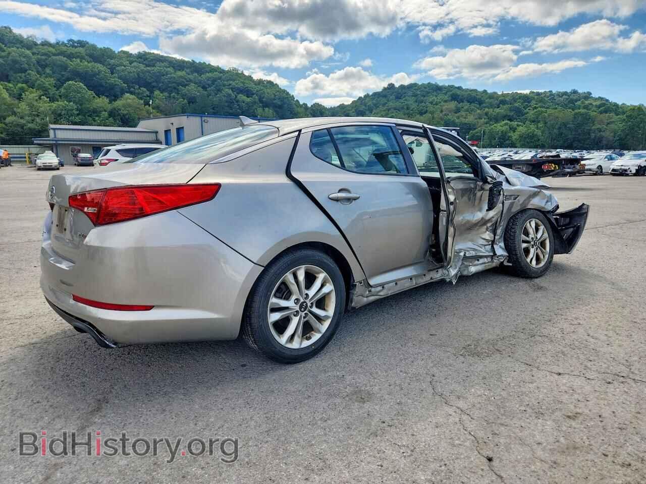 2011 KIA OPTIMA - VIN: KNAGN4A76B5082807 - Photo 3