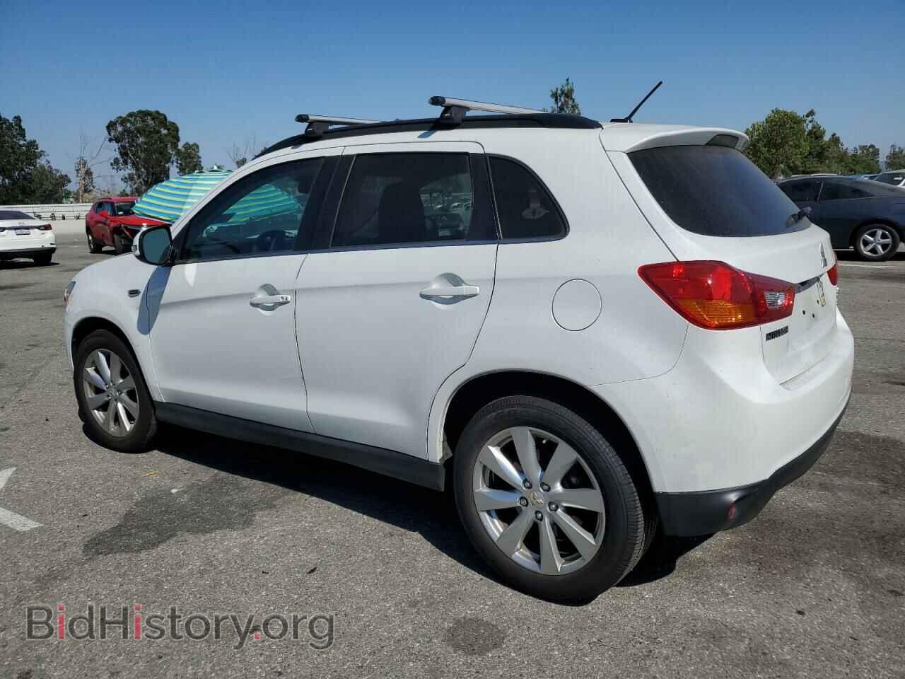 2015 MITSUBISHI OUTLANDER - VIN: 4A4AP4AW8FE059196 - Фото 2
