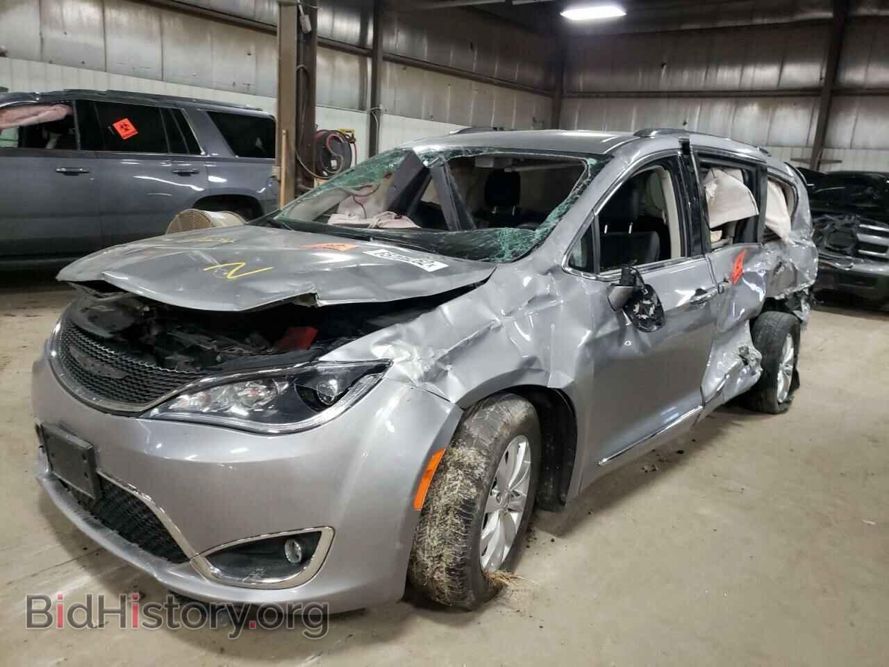 2018 CHRYSLER PACIFICA - VIN: 2C4RC1BGXJR211308 - Фото 2