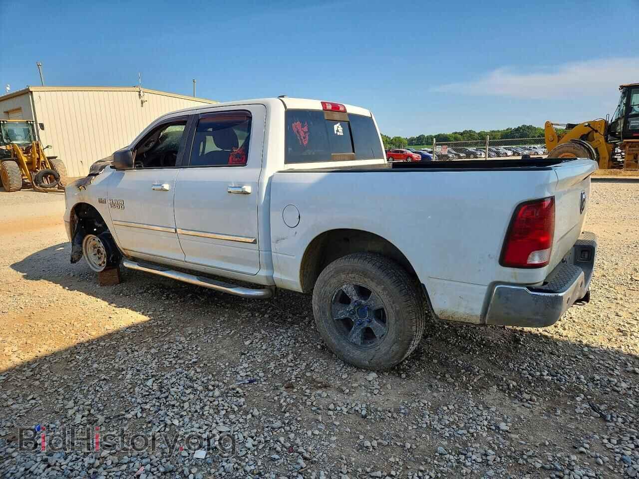 2018 RAM 1500 - VIN: 1C6RR7LT5JS101799 - Photo 2