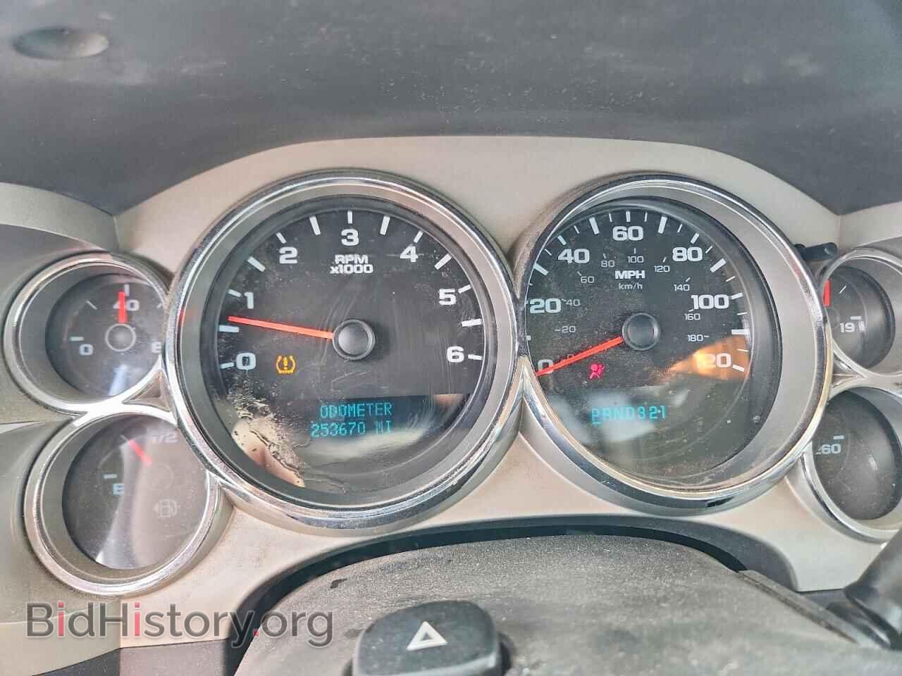 2008 GMC SIERRA - VIN: 1GTEC14CX8E106171 - Photo 9