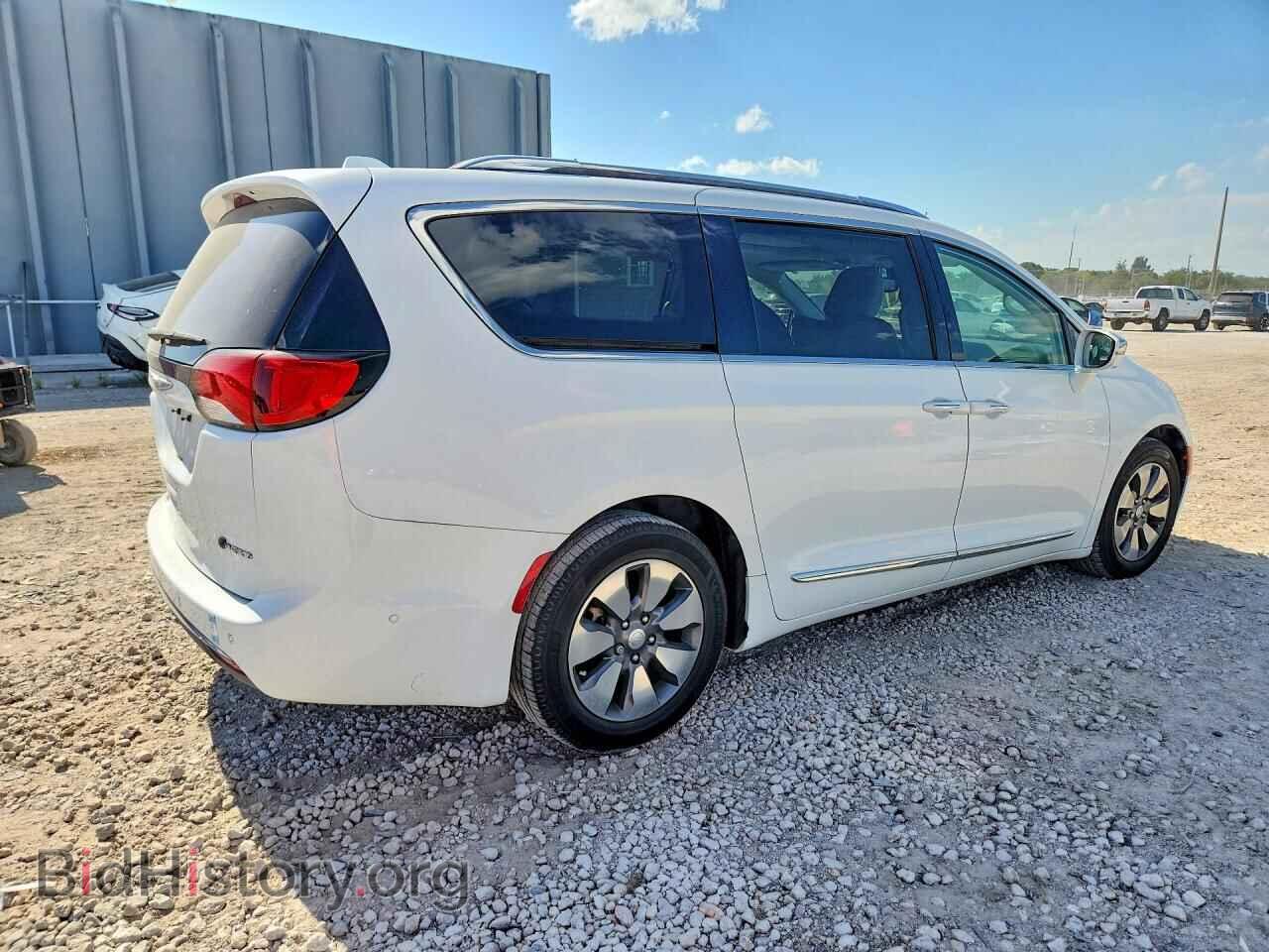 2018 CHRYSLER PACIFICA - VIN: 2C4RC1N77JR139737 - Photo 3
