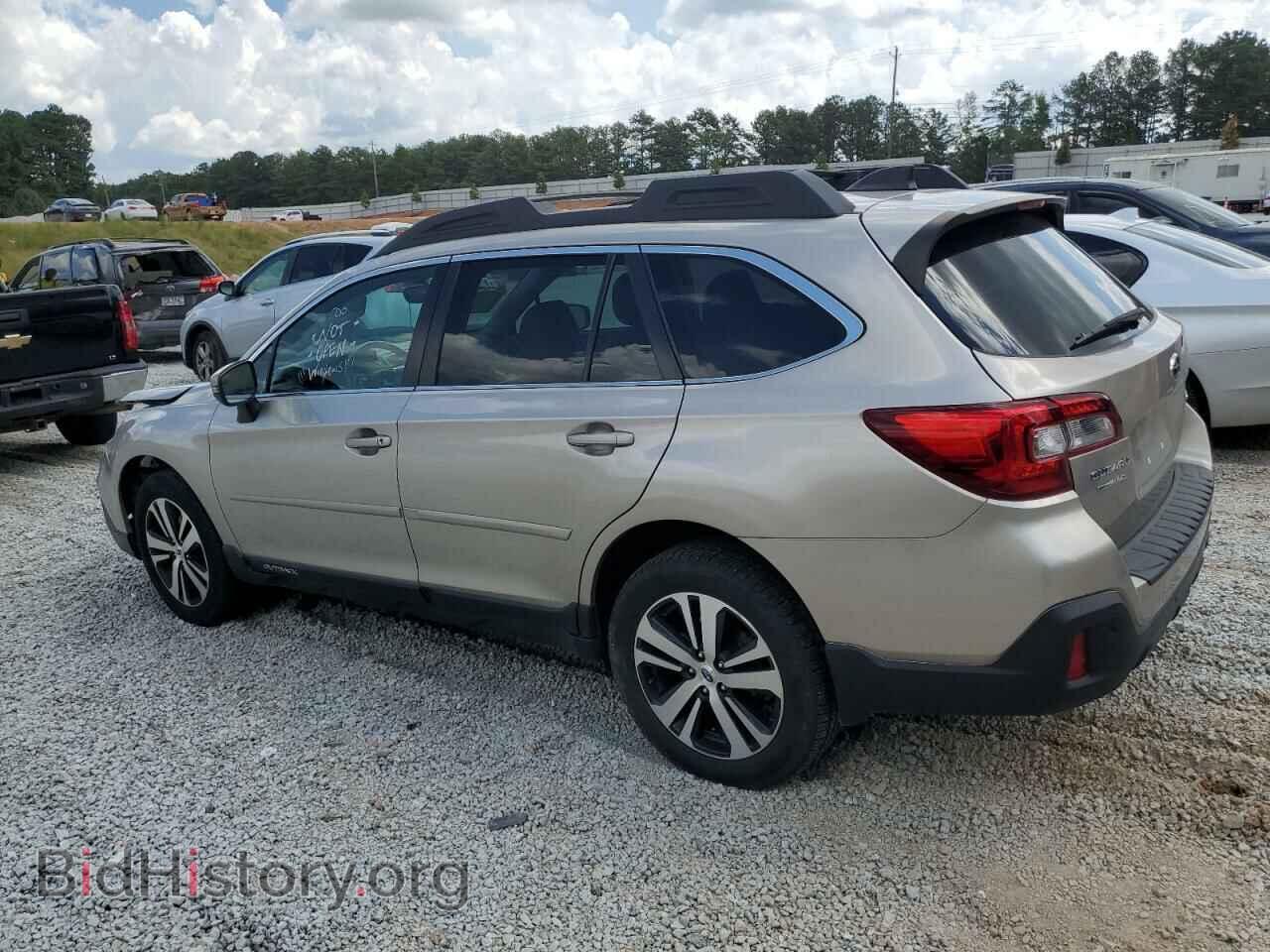 2018 SUBARU OUTBACK - VIN: 4S4BSENC8J3221845 - Фото 2