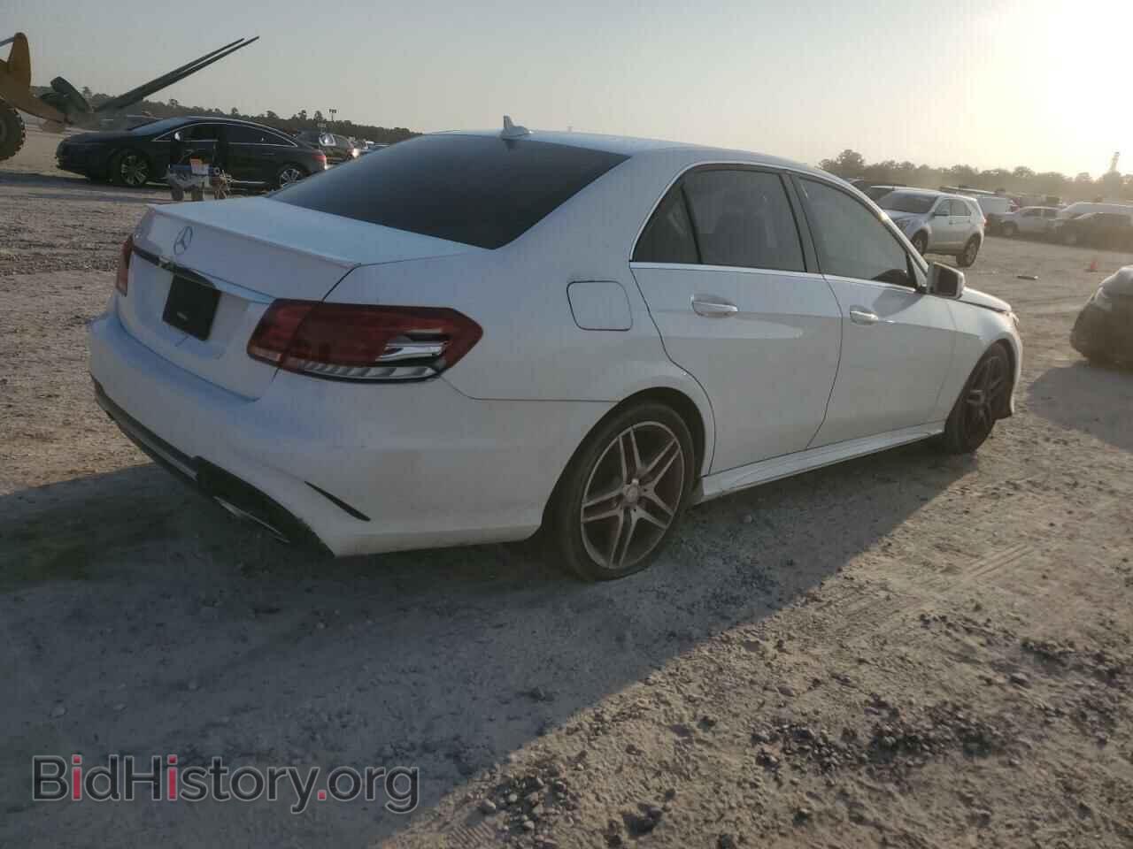 2016 MERCEDES-BENZ E-CLASS - VIN: WDDHF5KB8GB214820 - Фото 3