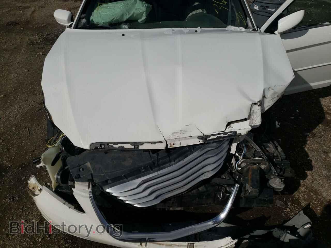 2012 CHRYSLER 200 - VIN: 1C3CCBAB5CN325884 - Фото 7