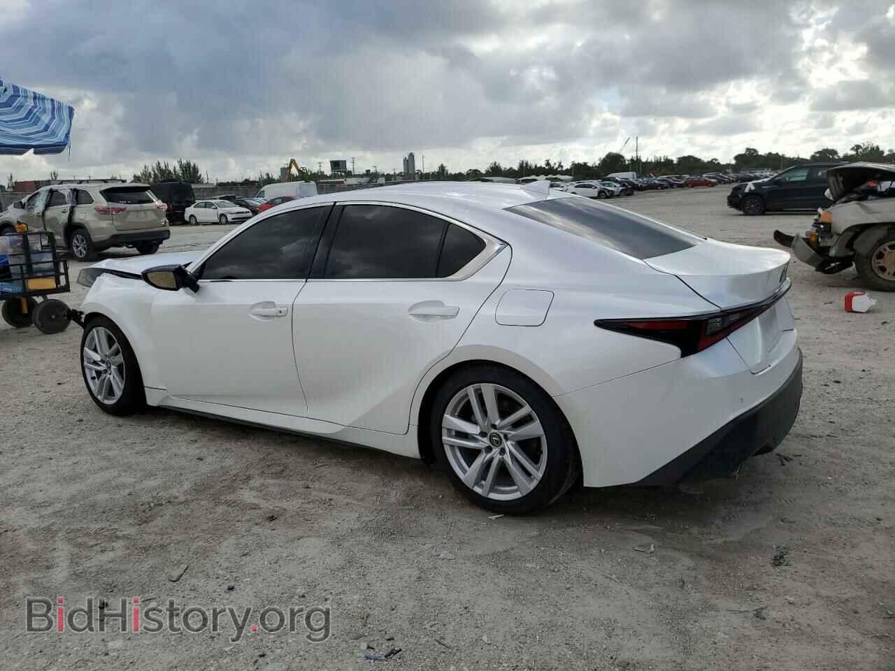 2023 LEXUS IS - VIN: JTHCA1D29P5127000 - Фото 2