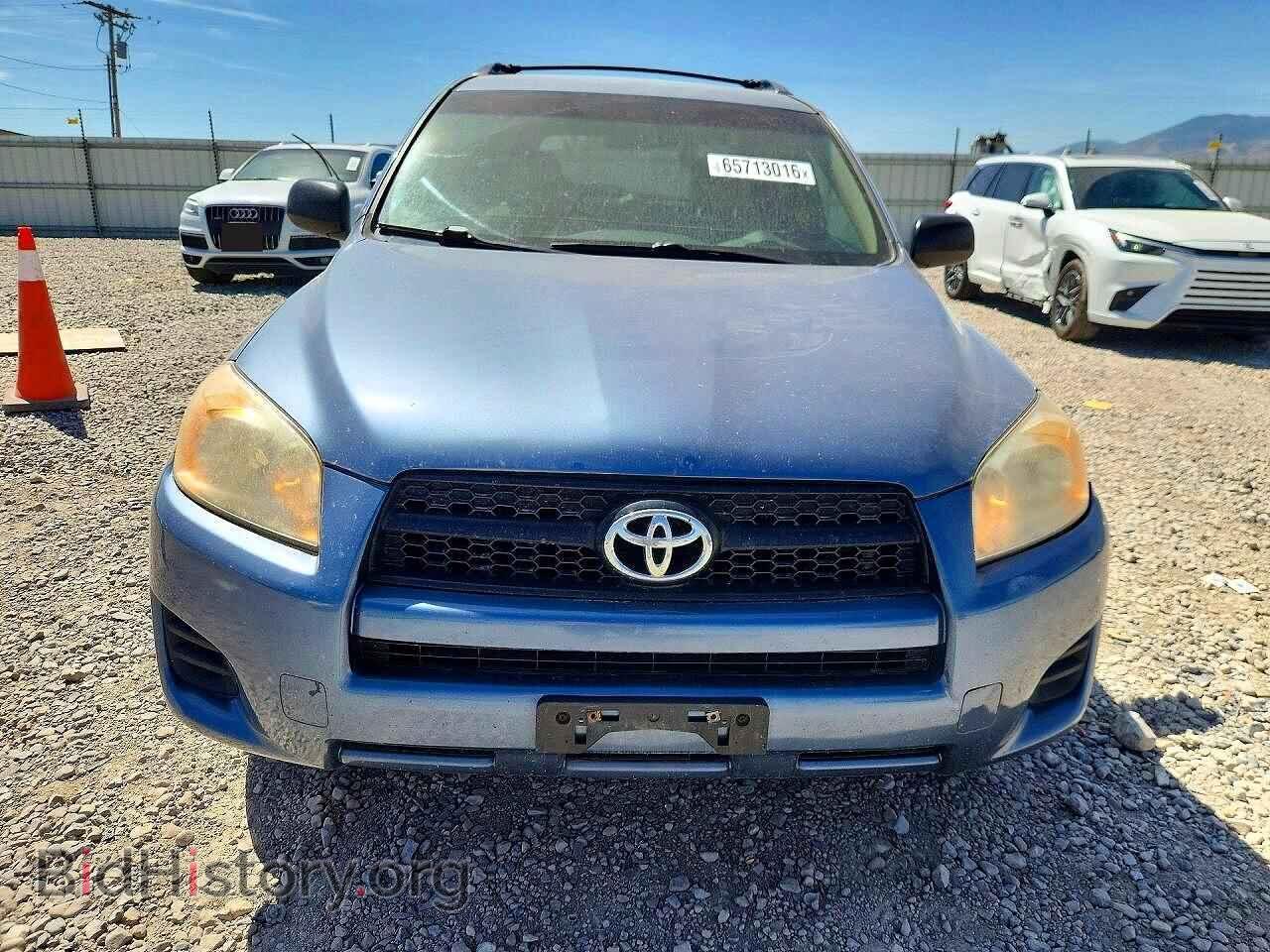 2011 TOYOTA RAV4 - VIN: JTMJF4DV4B5038949 - Фото 5