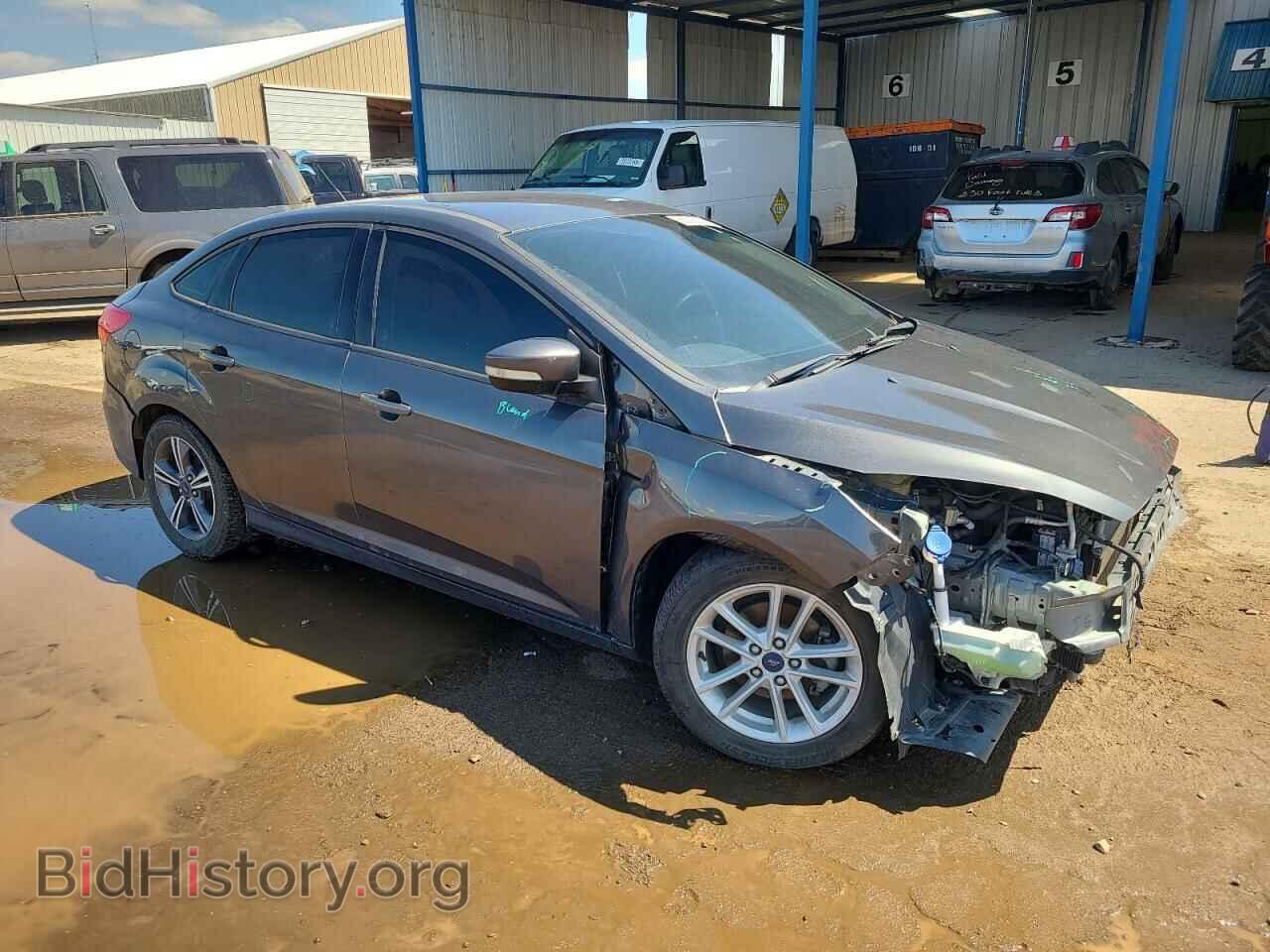 2017 FORD FOCUS - VIN: 1FADP3FE4HL276764 - Photo 4