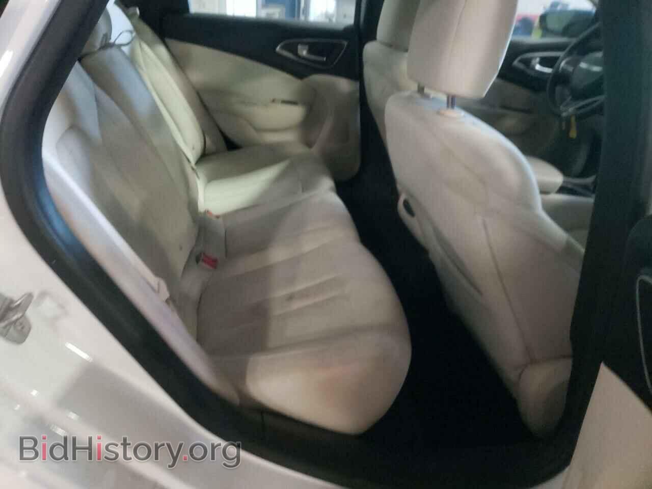 2016 CHRYSLER 200 - VIN: 1C3CCCAB3GN116512 - Фото 6