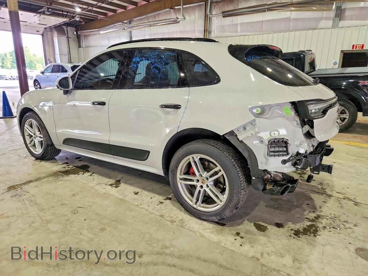 2020 PORSCHE MACAN - VIN: WP1AG2A57LLB55281 - Photo 2