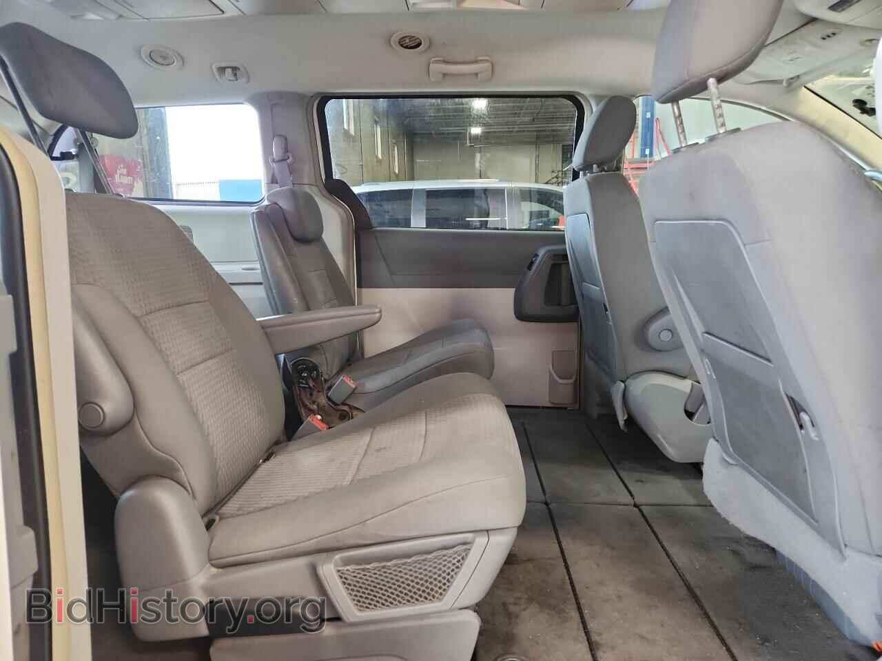 2008 CHRYSLER MINIVAN - VIN: 2A8HR54P08R636909 - Фото 11